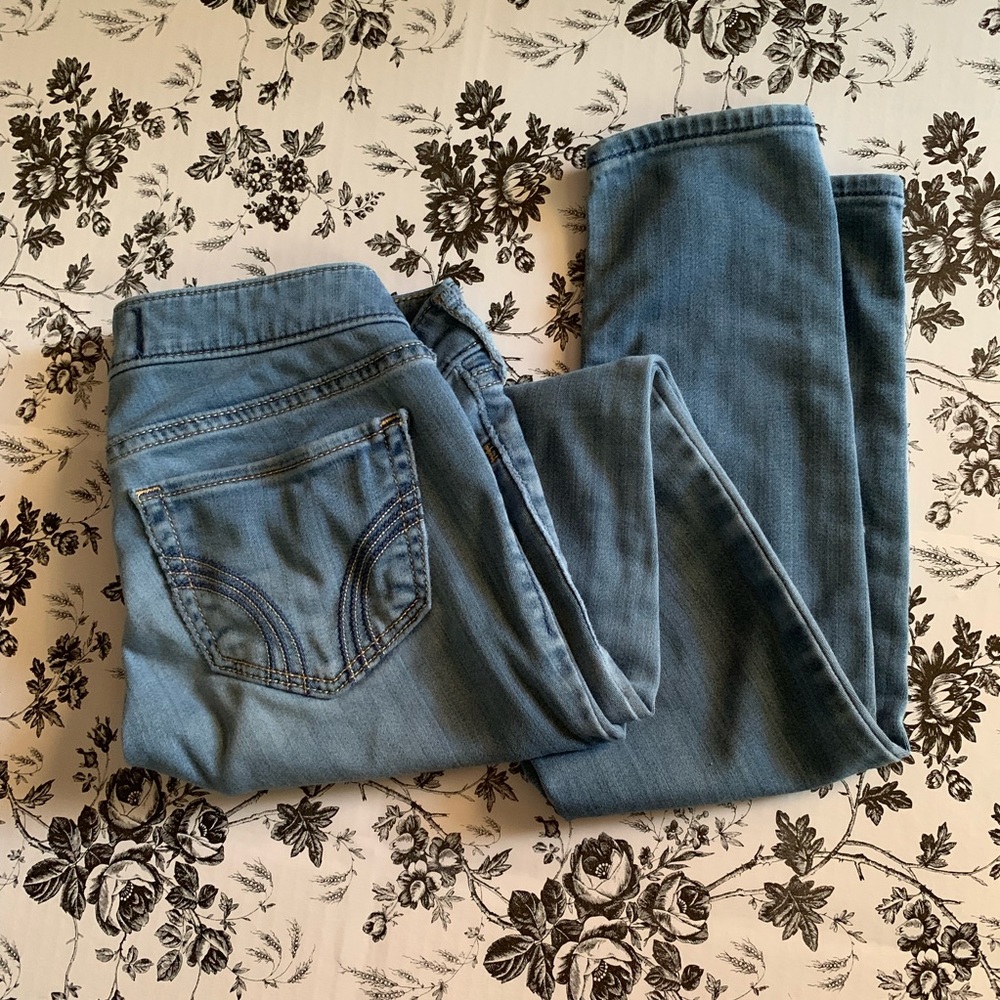 Hollister Light Wash Skinny Jean 3R